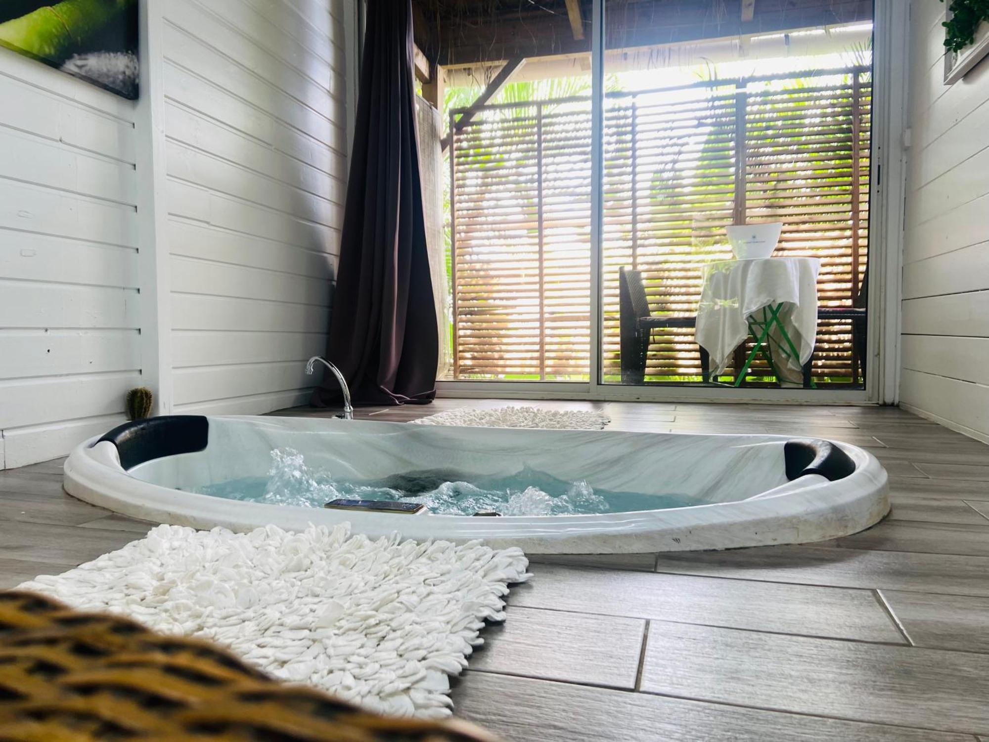 Eden Paradise Ecolodge & Spa Sainte-Luce Camera foto